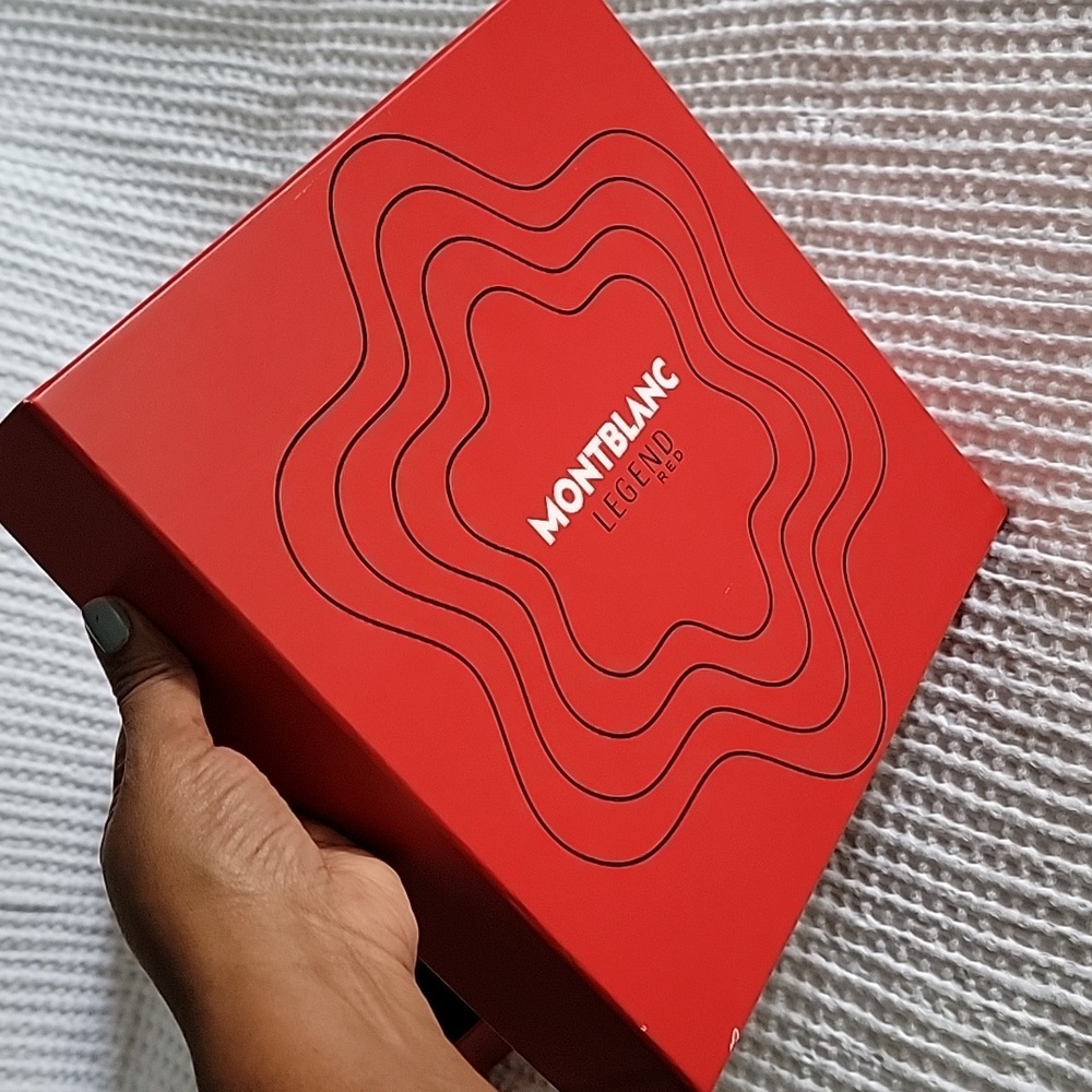 Montblanc Legend Red Packaging